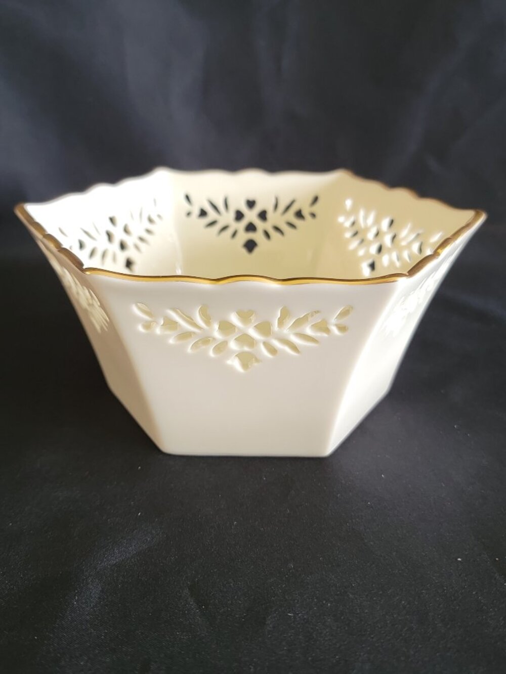 LENOX Shelburne Small Bowl Pierced Heart Floral Dish